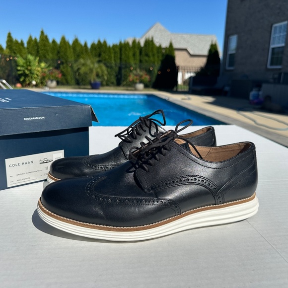 Cole Haan Black Wingtip Oxford Men’s 11 Barely Worn Shoes - Picture 2 of 10